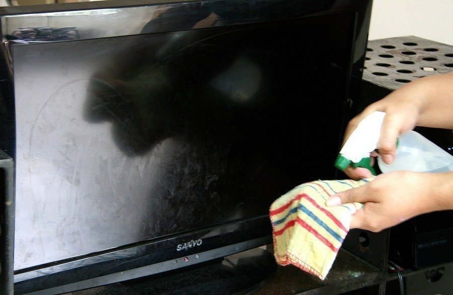 Полировка экрана телевизора от царапин