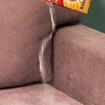 Как очистить диван от пятен