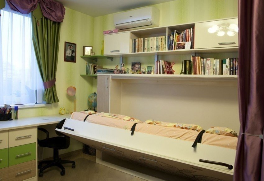 Кровать-стол трансформер для подростков маленькая комната
