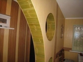 Отделка арки бамбуковым полотном