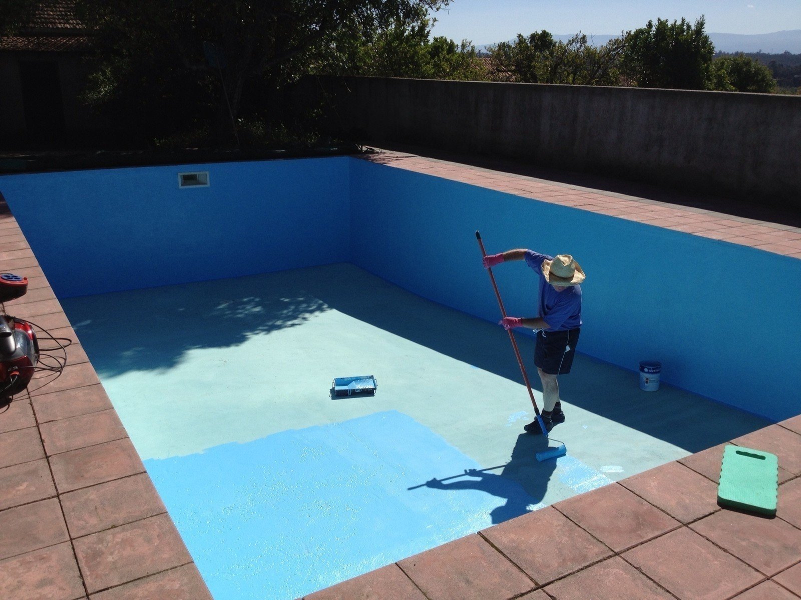 Гидростоун краска для бетонных бассейнов