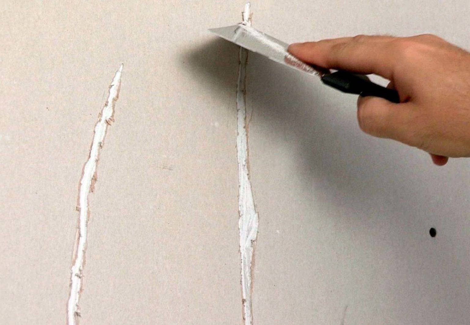 Шпаклевка для заделки трещин в стене