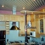 Потолок на кухне — чем можно подбить?