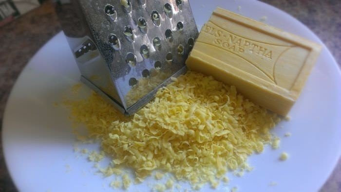 Сыр на терке в макароны