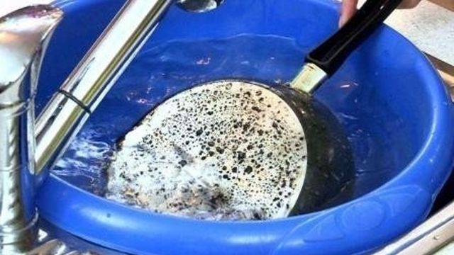 Как очистить тефлоновую сковороду, чем отмыть, средства очистки