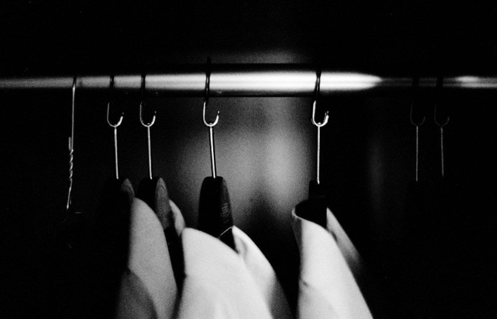 Шкаф вешалка для одежды