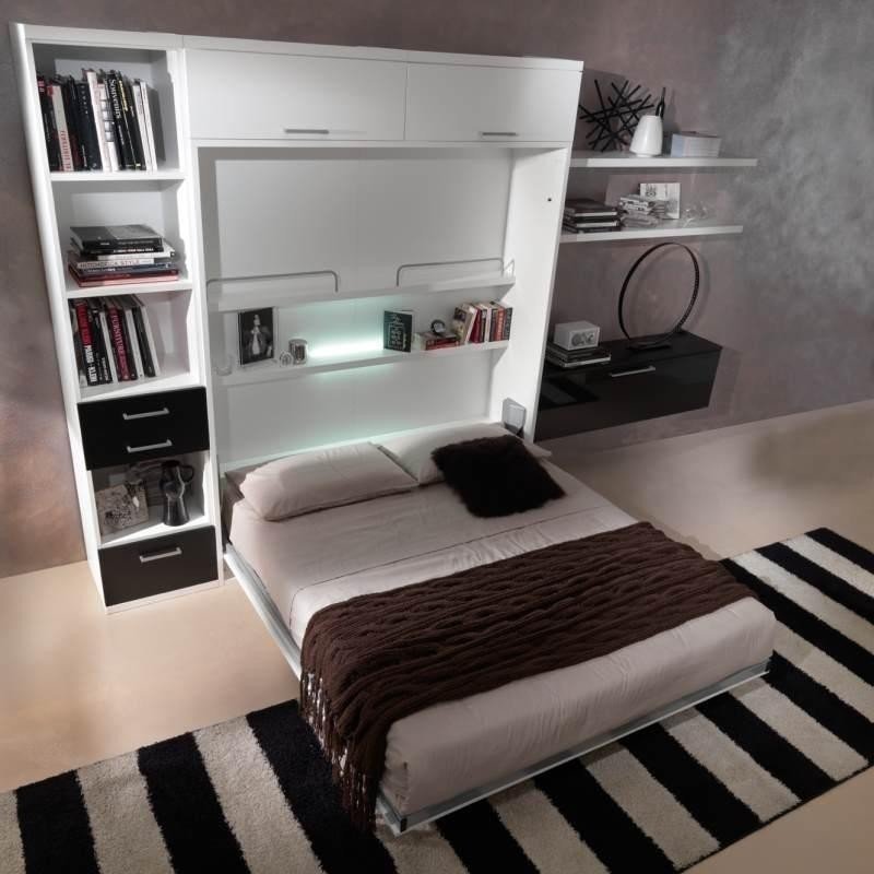 Маленькая комната дизайн кровать стол
